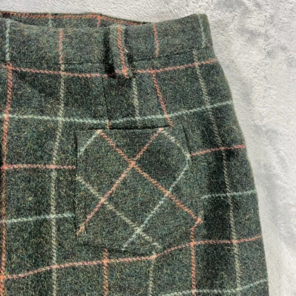 Unbranded wool blend